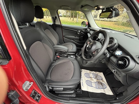 One 1.2 5dr Hatchback Automatic Petrol