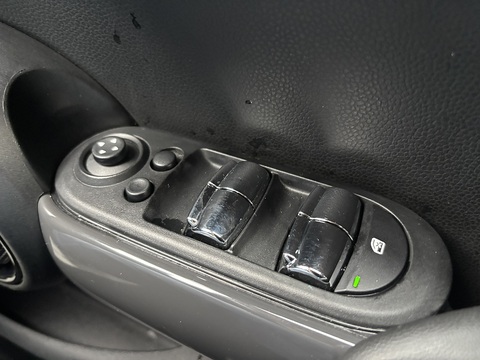 One 1.2 5dr Hatchback Automatic Petrol