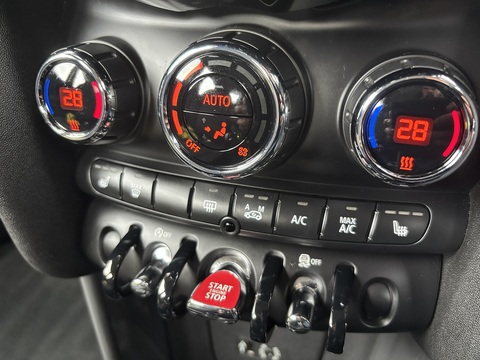 One 1.2 5dr Hatchback Automatic Petrol