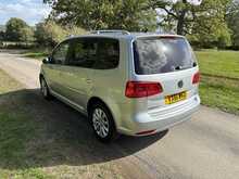 Volkswagen Touran Se Tsi Dsg