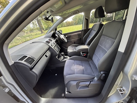 Se Tsi Dsg 1.4 5dr Mpv Semi Auto Petrol