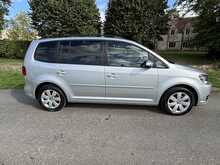 Volkswagen Touran TSI SE