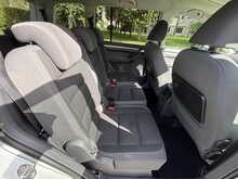Volkswagen Touran TSI SE