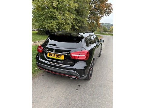 Amg Gla 45 4Matic 2.0 5dr Estate Automatic Petrol