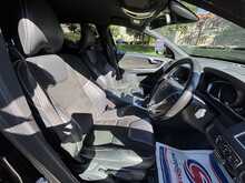 Volvo XC60 D5 R-Design Nav