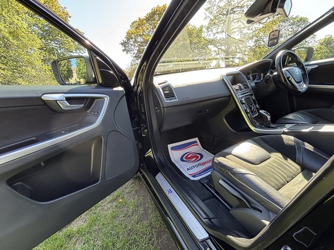 2.4 D5 R-Design Nav SUV 5dr Diesel Auto AWD Euro 6 (s/s) (220 ps)