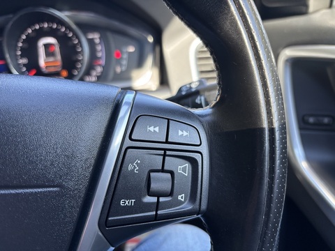 2.4 D5 R-Design Nav SUV 5dr Diesel Auto AWD Euro 6 (s/s) (220 ps)