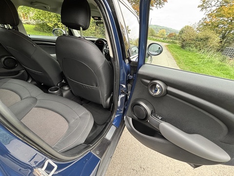 Cooper 1.5 5dr Hatchback Automatic Petrol