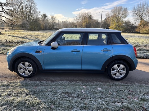 Cooper 1.5 5dr Hatchback Automatic Petrol