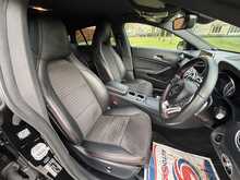 Mercedes-Benz Cla Cla 180 Amg Line