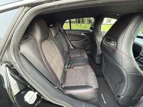 Cla 180 Amg Line 1.6 5dr Estate Automatic Petrol