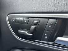 Mercedes-Benz Cla Cla 180 Amg Line