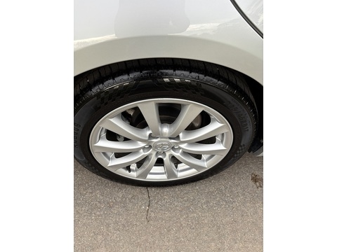 2.5 250 SE Saloon 4dr Petrol Automatic (214 g/km, 204 bhp)