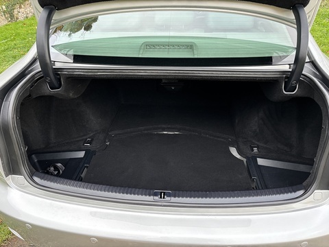 2.5 250 SE Saloon 4dr Petrol Automatic (214 g/km, 204 bhp)