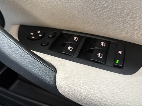 Sdrive18i Xline 2.0 5dr Estate Automatic Petrol