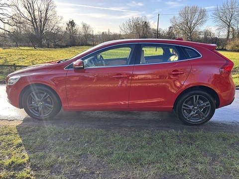 T3 Inscription 1.5 5dr Hatchback Automatic Petrol