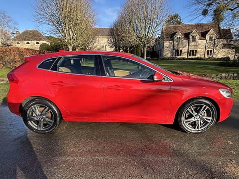 T3 Inscription 1.5 5dr Hatchback Automatic Petrol