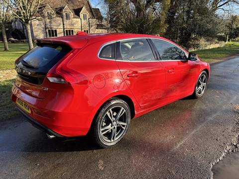 T3 Inscription 1.5 5dr Hatchback Automatic Petrol