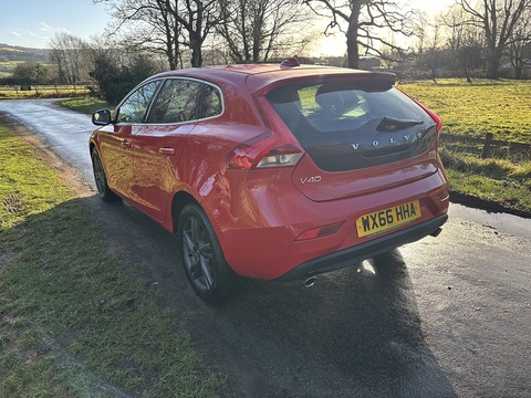 T3 Inscription 1.5 5dr Hatchback Automatic Petrol