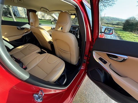 T3 Inscription 1.5 5dr Hatchback Automatic Petrol