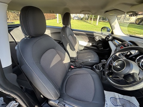 Cooper 1.5 3dr Hatchback Automatic Petrol