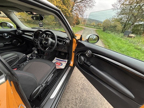 Cooper 1.5 3dr Hatchback Automatic Petrol