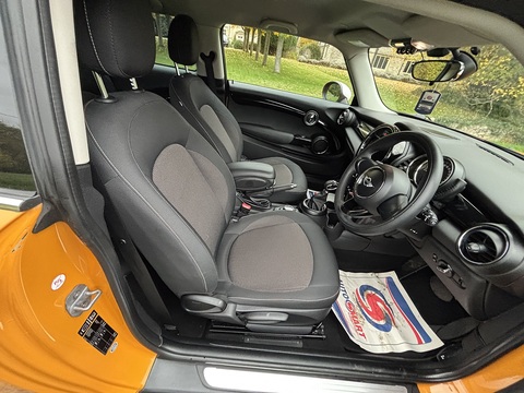 Cooper 1.5 3dr Hatchback Automatic Petrol