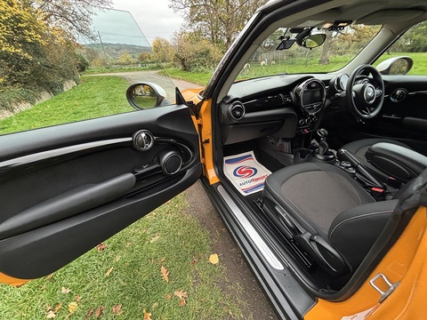 Cooper 1.5 3dr Hatchback Automatic Petrol