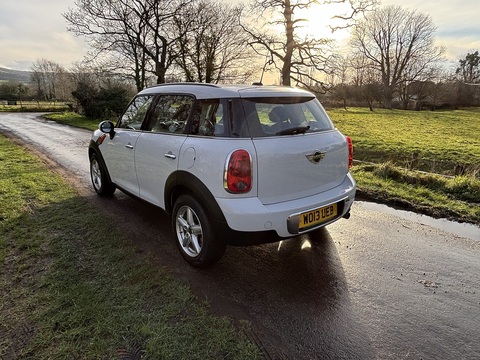 One 1.6 5dr Hatchback Automatic Petrol