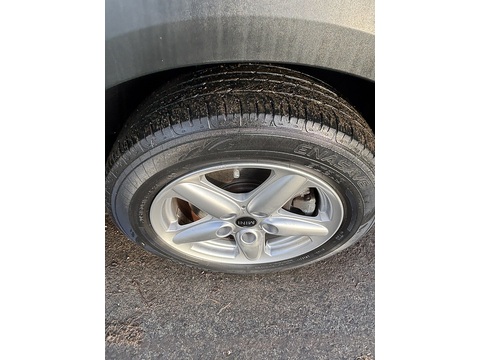 One 1.6 5dr Hatchback Automatic Petrol