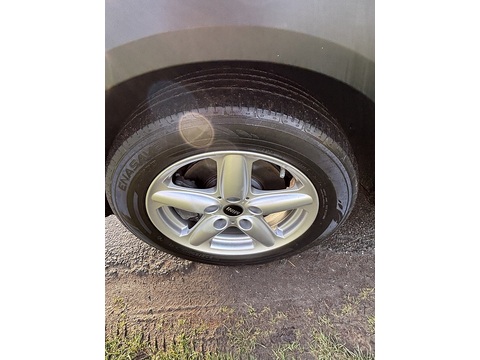 One 1.6 5dr Hatchback Automatic Petrol