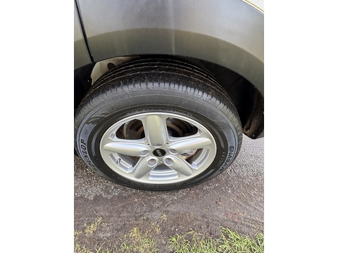 One 1.6 5dr Hatchback Automatic Petrol