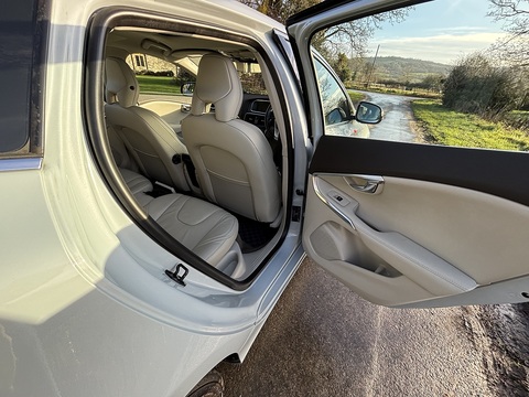 T4 Se 1.6 5dr Hatchback Automatic Petrol