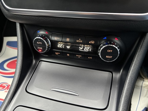 Cla250 Amg Sport 2.0 4dr Saloon Automatic Petrol