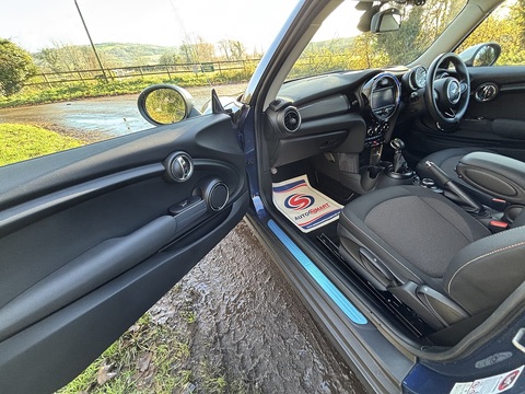 Cooper 1.5 3dr Hatchback Automatic Petrol