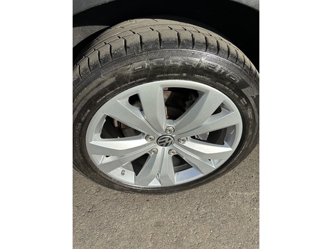 3.0 TDI V6 BlueMotion Tech R-Line SUV 5dr Diesel Tiptronic 4WD Euro 5 (s/s) (245 ps)