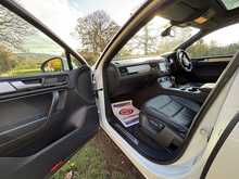 Volkswagen Touareg TDI V6 BlueMotion Tech R-Line