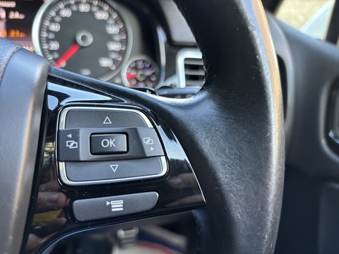 3.0 TDI V6 BlueMotion Tech R-Line SUV 5dr Diesel Tiptronic 4WD Euro 5 (s/s) (245 ps)