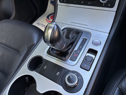 3.0 TDI V6 BlueMotion Tech R-Line SUV 5dr Diesel Tiptronic 4WD Euro 5 (s/s) (245 ps)