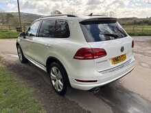 Volkswagen Touareg TDI V6 BlueMotion Tech R-Line