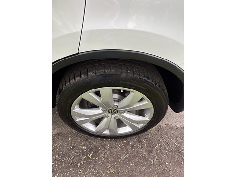 3.0 TDI V6 BlueMotion Tech R-Line SUV 5dr Diesel Tiptronic 4WD Euro 5 (s/s) (245 ps)