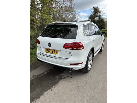 3.0 TDI V6 BlueMotion Tech R-Line SUV 5dr Diesel Tiptronic 4WD Euro 5 (s/s) (245 ps)
