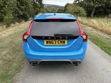 Volvo V60 T6 R-Design