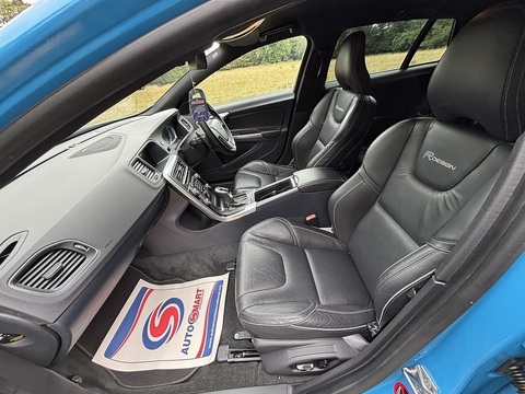 3.0 T6 R-Design Estate 5dr Petrol Geartronic AWD Euro 5 (304 ps)