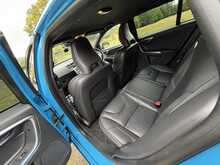 Volvo V60 T6 R-Design