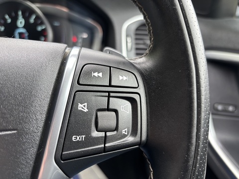 3.0 T6 R-Design Estate 5dr Petrol Geartronic AWD Euro 5 (304 ps)