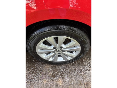 S Tsi Dsg 1.2 5dr Estate Semi Auto Petrol