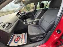 Volkswagen Golf S Tsi Dsg