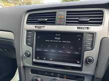 Volkswagen Golf S Tsi Dsg