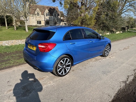 A180 Blueefficiency Sport 1.6 5dr Hatchback Automatic Petrol